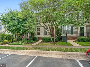 9068 Marble Falls Ct, Bristow, VA 20136