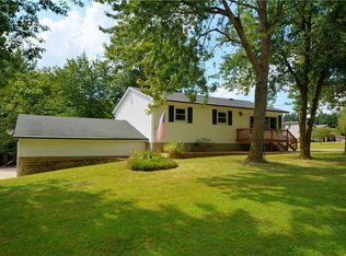 5667 S Kruse Rd, Mt Zion, IL 62549