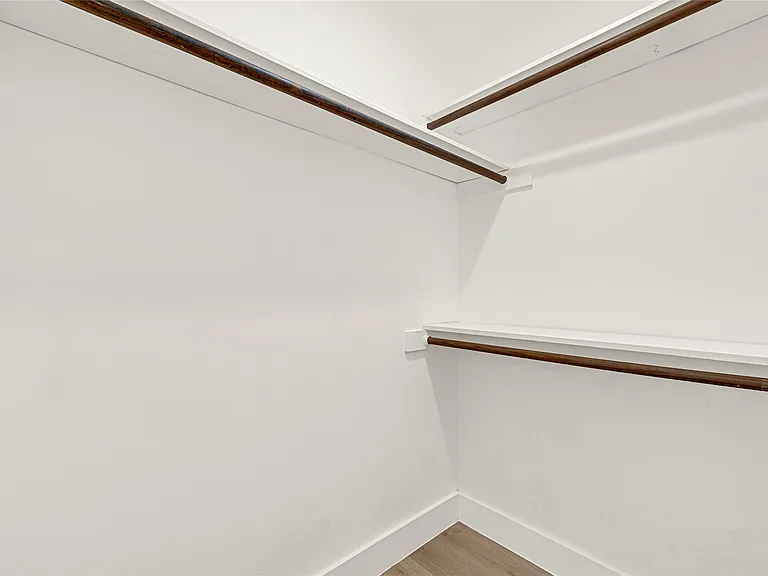 3203 Falling Brook Dr — Photo 23