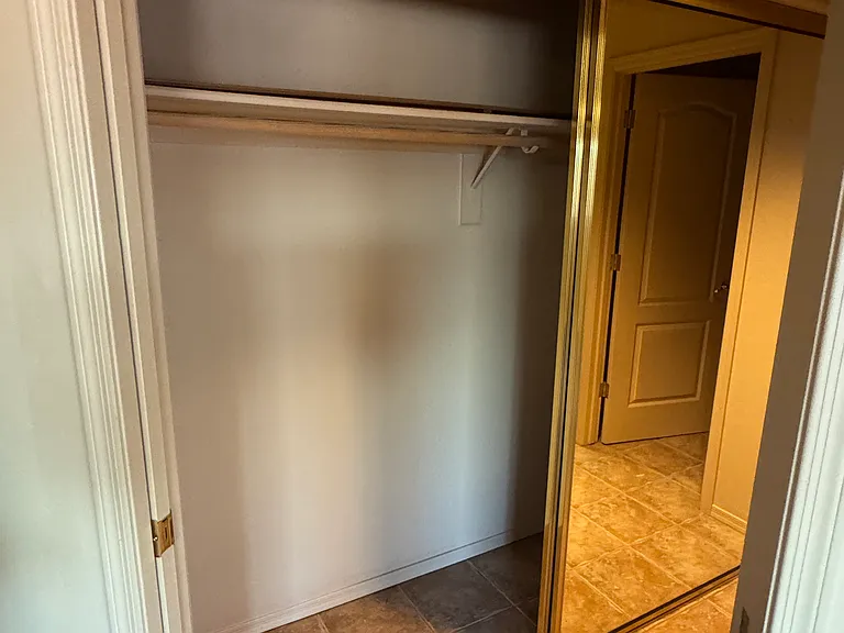 1870 Horizon Way #D — Photo 11