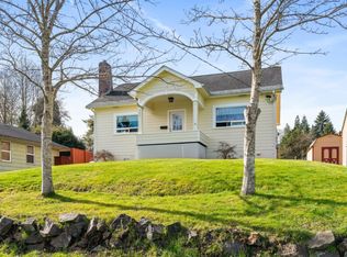 942 Fowler St, Raymond, WA 98577