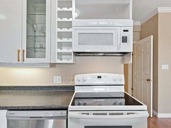 3 bedroom rental in West Vancouver — photo 14
