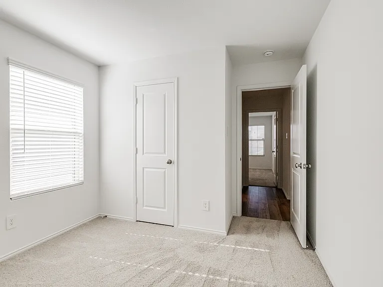 436 Frio Pass Trl — Photo 5