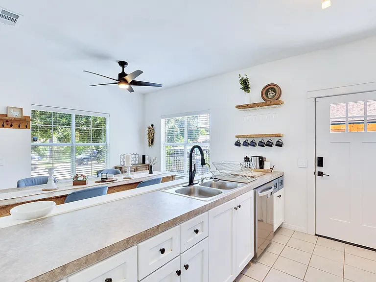 7308 Meador Ave — Photo 8