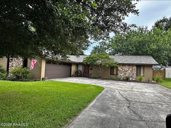 914 Chickasaw Dr, Opelousas, LA 70570