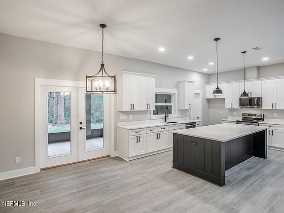5th image of 2744 E FENNEL Court