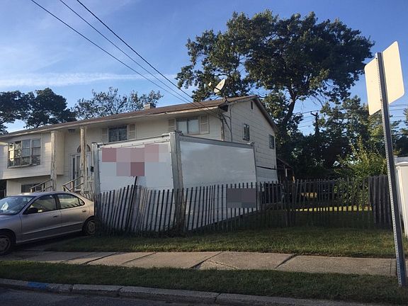 2nd image of 181 Thomas St