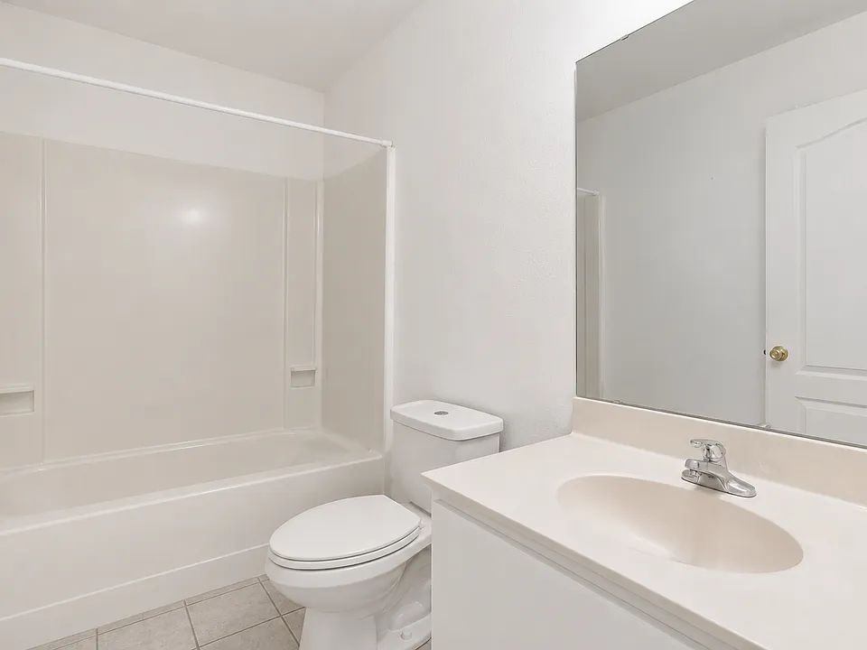 1211 1/2 Arroyo Pkwy