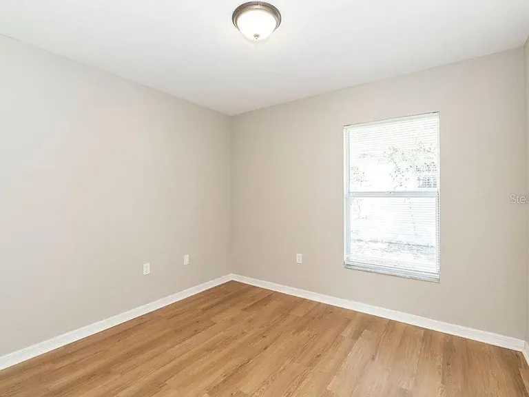 1148 Ruby St — Photo 22