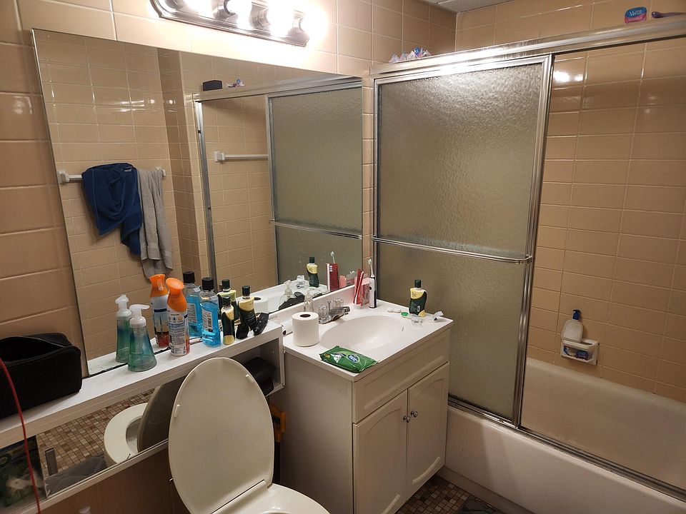 2nd image of 62A Boylston St #510