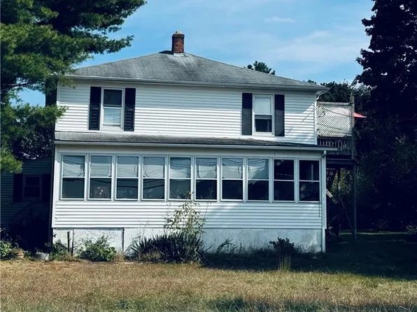 2044 New London Tpke, Coventry, RI 02816