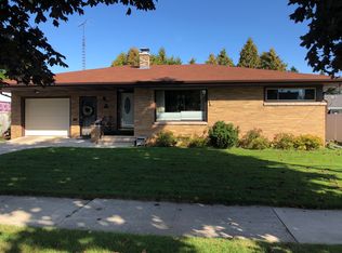 2116 29th St, Two Rivers, WI 54241