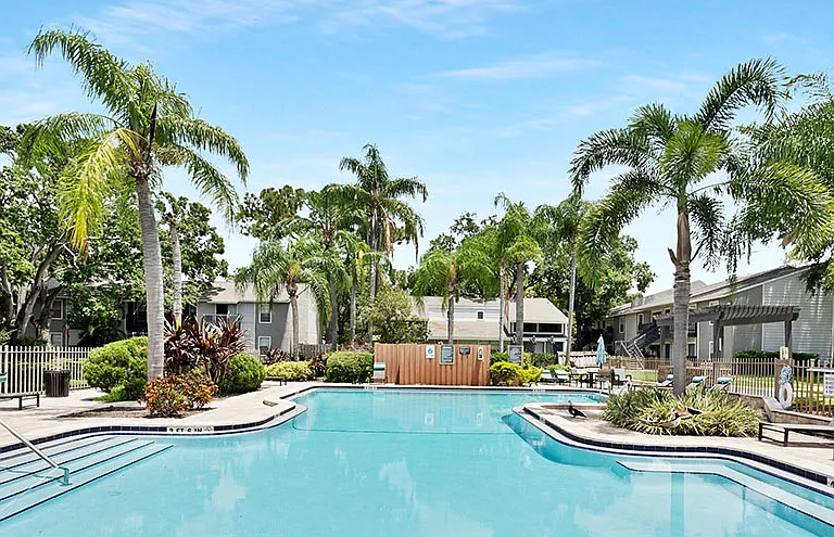 Courtney Cove Apartment Homes — Photo 2
