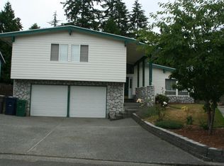 11821 NE 157th St, Bothell, WA 98011