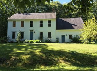 8 Briarwood Ln, Falmouth, ME 04105