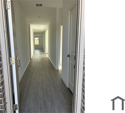 3rd image of 2037 Ensor Dr