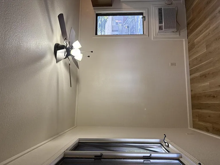 404 W Jackson St #3 — Photo 17