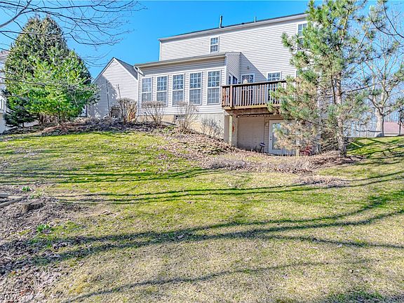 5th image of 5171 Crown Pointe Dr