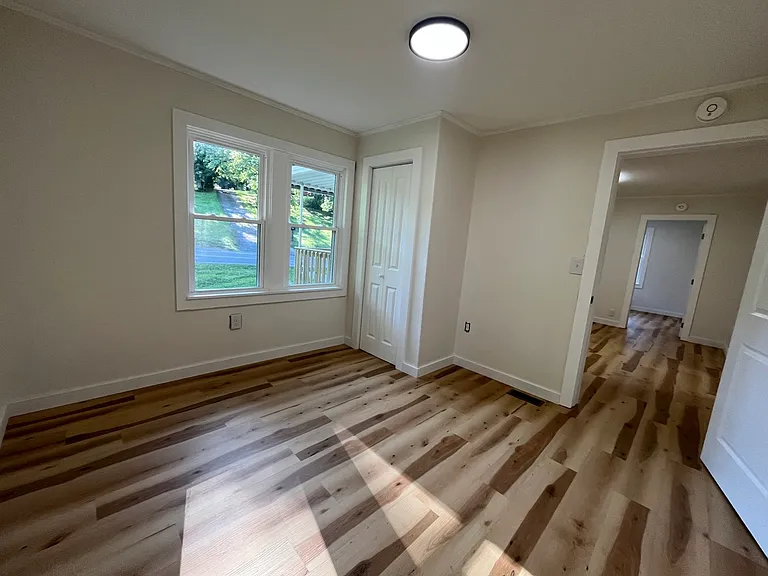 1308 Tranbarger Dr — Photo 8