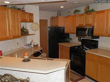 3rd image of 112 N Aspen Ct Unit 2