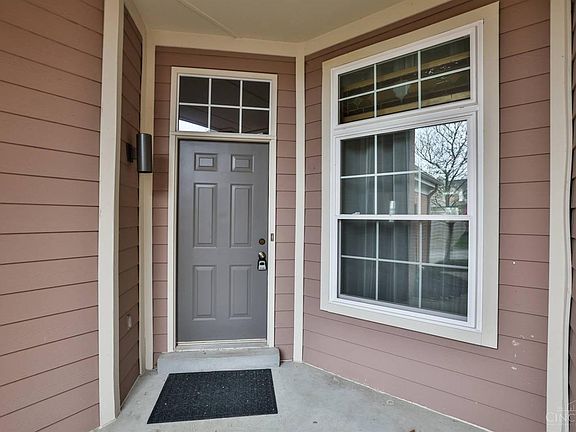 3rd image of 944 Grand Cypress Ct