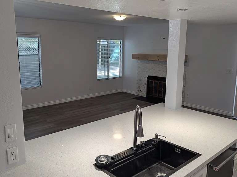 2614 Sunny Slope Dr #5 — Photo 5