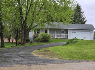 4680 W Rutland Rd, Brooklyn, WI 53521