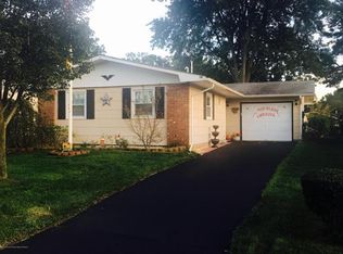 18 Dickinson Rd, Brick, NJ 08724