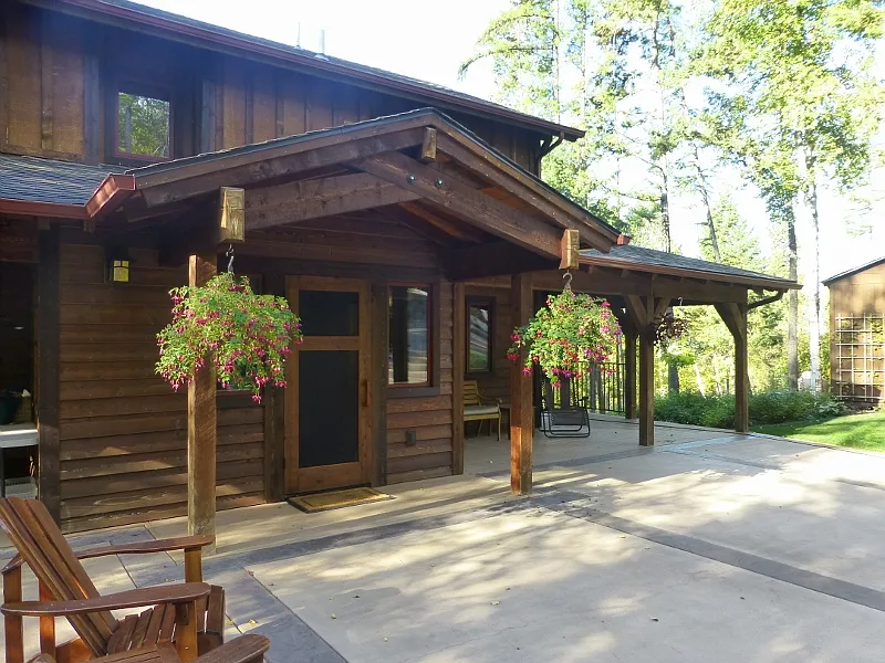 3 bed, 3.5 bath, 2760 sqft, $3,950 — Photo 4