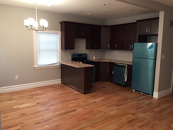 2nd image of 176-00 Sayres Ave