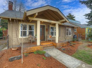 1227 S Ridgewood Ave, Tacoma, WA 98405