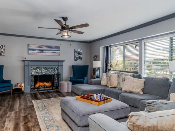 22283 Capote Dr, Salinas, CA 93908