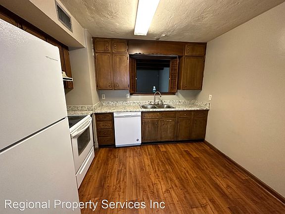 4th image of 807 Pine St
