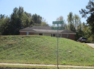 3845 Ridgemont Rd, Memphis, TN 38128