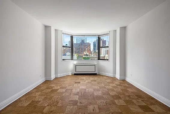 400 East 71st Street — Photo 3