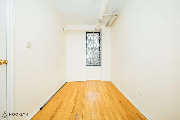 Rented by Nooklyn NYC LLC | media 13
