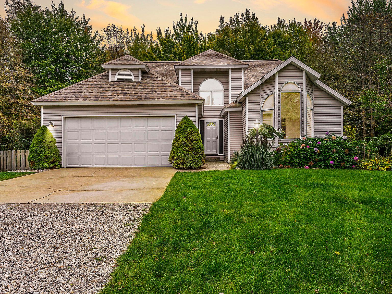 4355 64th St, Holland, MI 49423 Zillow