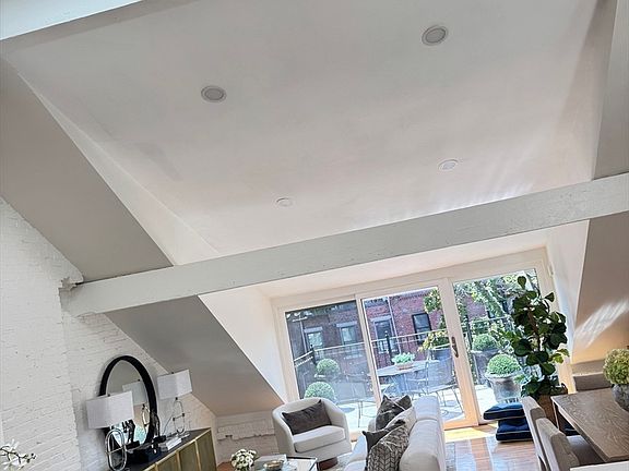 5th image of 116 W Concord St #4
