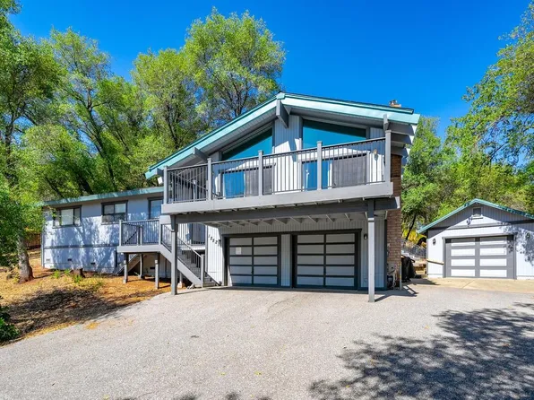 12521 Incline Dr, Auburn, CA 95603
