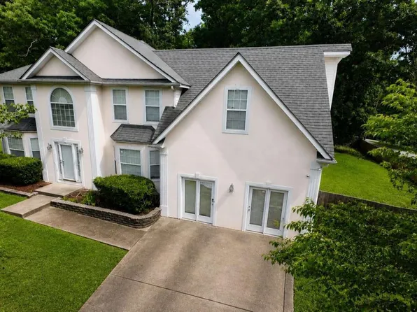 6366 Conisburgh Ln, Stone Mountain, GA 30087
