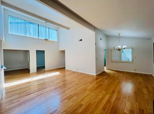 600 Celestial Ln, Foster City, CA 94404