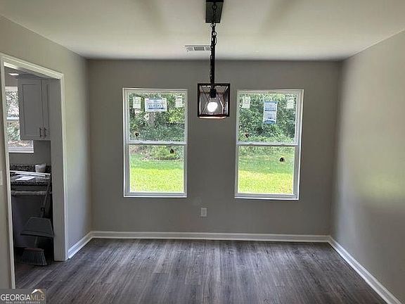 5th image of 433 Rhett Dr