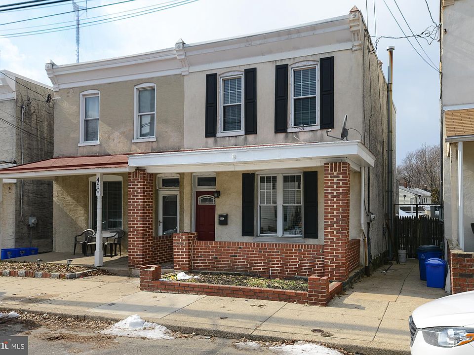 1st image of 452 Parker Ave
