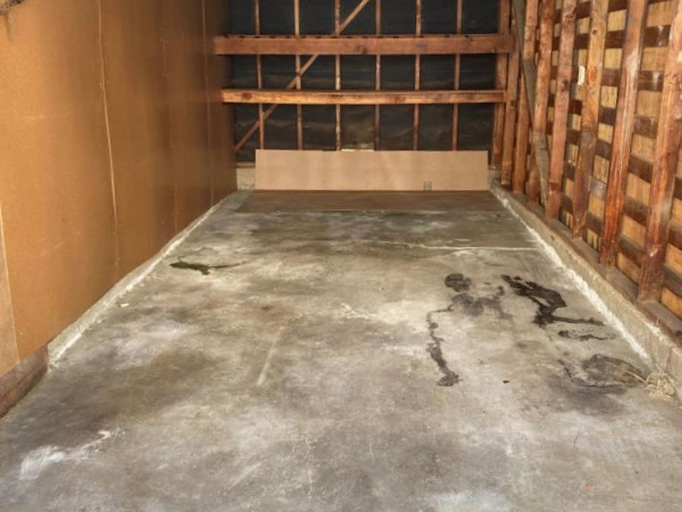 2nd image of 951 15th St #10