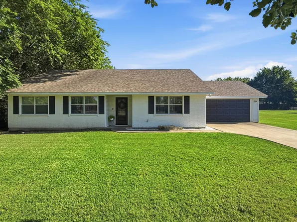 704 W Bells Blvd, Bells, TX 75414