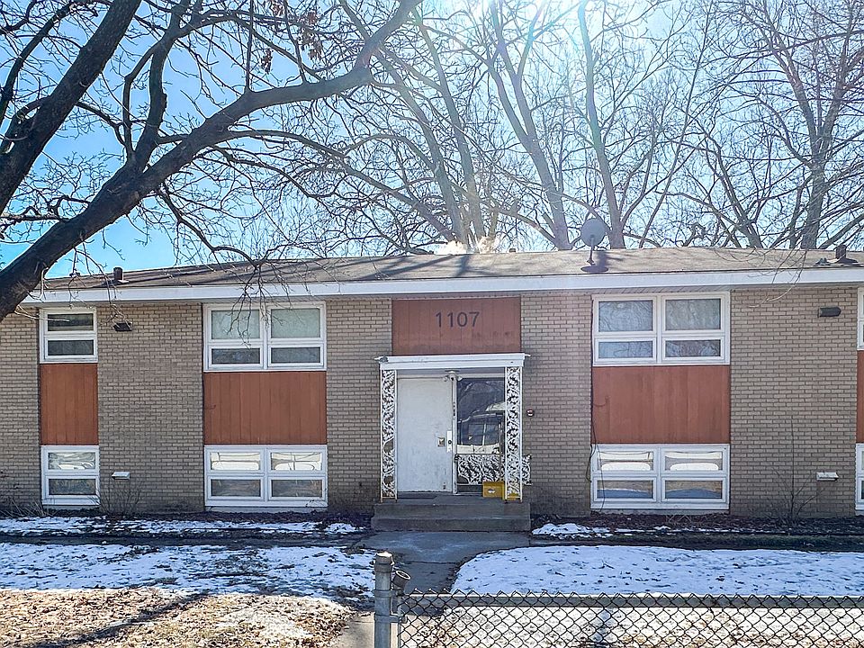 1st image of 1107 57th Ave N #1