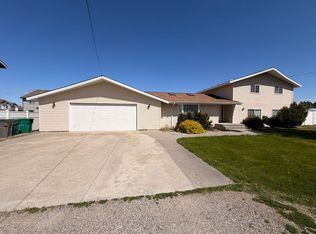 19321 E 8th Ave, Greenacres, WA 99016