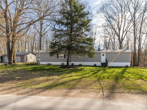 86 Villiard Rd, Parish, NY 13131