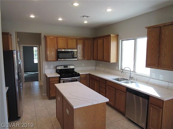 2nd image of 1960 High Mesa Dr