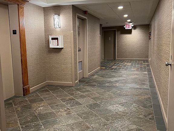 4th image of 20 Bay Street Lndg #3J